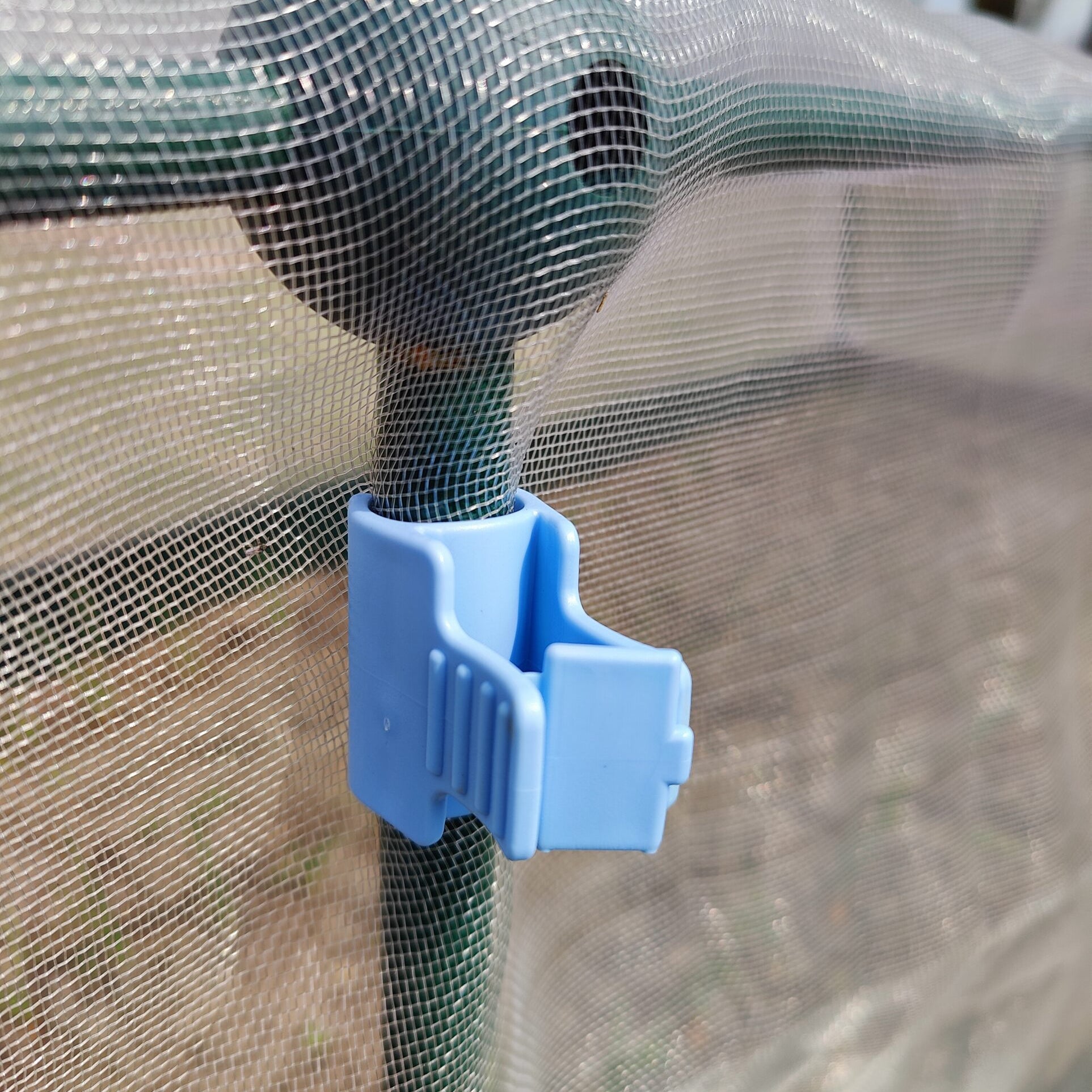 Clips de fixation pour maille, toile ou filet sur cage - 16 mm (10 pièces)