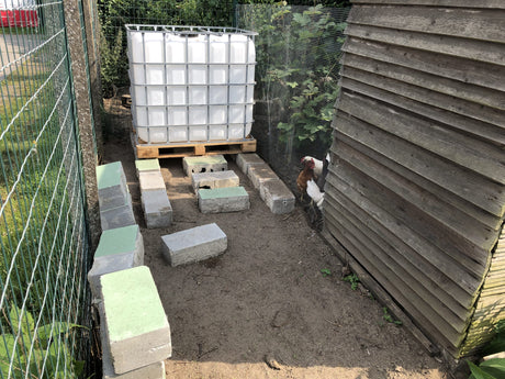 Mijn watertanks bijna klaar, mijn slimme kweekbakken staan er