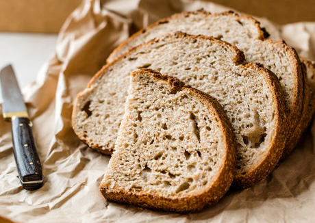 Bruin brood bakken
