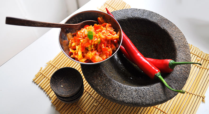 How to make sambal from home-grown peppers – PLUKKERS
