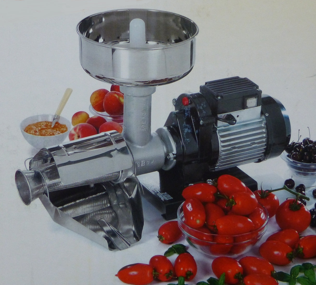 Broyeur de tomates électrique